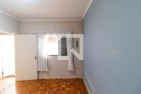 Casa à venda com 180m², 4 quartos e 2 vagas Casa à venda com 180m², 4 quartos e 2 vagasSuíte