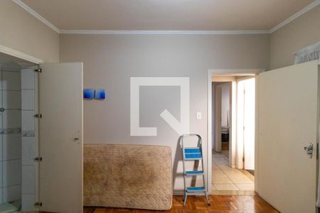 Casa à venda com 180m², 4 quartos e 2 vagas Casa à venda com 180m², 4 quartos e 2 vagasSuíte