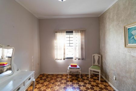 Casa à venda com 180m², 4 quartos e 2 vagas Casa à venda com 180m², 4 quartos e 2 vagasQuarto 01