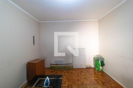 Casa à venda com 180m², 4 quartos e 2 vagas Casa à venda com 180m², 4 quartos e 2 vagasQuarto 02