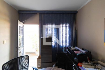 Casa à venda com 180m², 4 quartos e 2 vagas Casa à venda com 180m², 4 quartos e 2 vagasQuarto 03