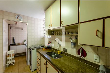 Apartamento à venda com 105m², 3 quartos e 1 vaga Apartamento à venda com 105m², 3 quartos e 1 vagaCozinha
