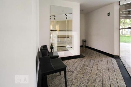 Apartamento à venda com 110m², 4 quartos e 2 vagasHall