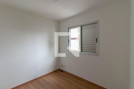 Quarto de apartamento para alugar com 3 quartos, 92m² em Lourdes, Belo Horizonte