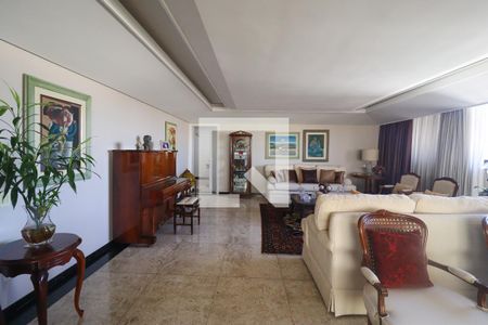 Apartamento à venda com 288m², 3 quartos e 3 vagas Apartamento à venda com 288m², 3 quartos e 3 vagasSala