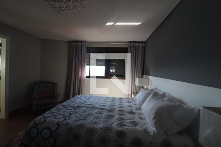 Apartamento à venda com 288m², 3 quartos e 3 vagas Apartamento à venda com 288m², 3 quartos e 3 vagasSuíte