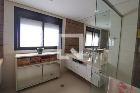 Apartamento à venda com 288m², 3 quartos e 3 vagas Apartamento à venda com 288m², 3 quartos e 3 vagasSuíte