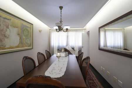 Apartamento à venda com 288m², 3 quartos e 3 vagas Apartamento à venda com 288m², 3 quartos e 3 vagasSala