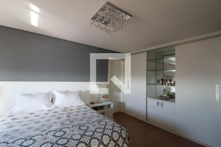Apartamento à venda com 288m², 3 quartos e 3 vagas Apartamento à venda com 288m², 3 quartos e 3 vagasSuíte