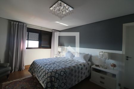 Apartamento à venda com 288m², 3 quartos e 3 vagas Apartamento à venda com 288m², 3 quartos e 3 vagasSuíte