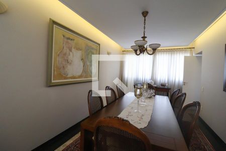 Apartamento à venda com 288m², 3 quartos e 3 vagas Apartamento à venda com 288m², 3 quartos e 3 vagasSala