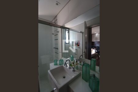 Apartamento à venda com 288m², 3 quartos e 3 vagas Apartamento à venda com 288m², 3 quartos e 3 vagasSuíte 2