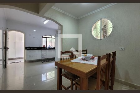 Casa à venda com 300m², 3 quartos e 2 vagasCozinha