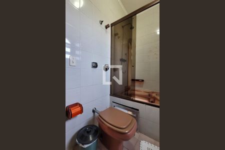 Casa à venda com 300m², 3 quartos e 2 vagasBanheiro