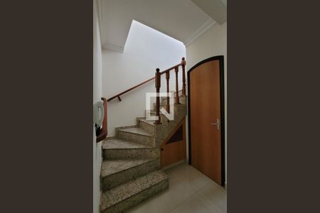 Escada de casa à venda com 3 quartos, 300m² em Jardim Bom Pastor, Santo André