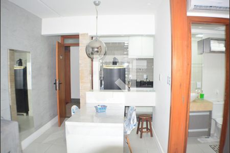 Detalhe Sala de kitnet/studio para alugar com 1 quarto, 48m² em Pernambués, Salvador
