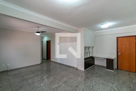 Apartamento para alugar com 3 quartos, 109m² em Coração Eucarístico, Belo Horizonte