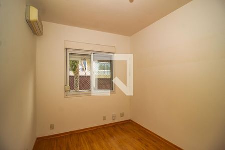 Casa de condomínio à venda com 243m², 4 quartos e 2 vagasQuarto