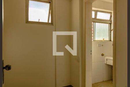 Apartamento à venda com 112m², 3 quartos e 1 vaga Apartamento à venda com 112m², 3 quartos e 1 vagaBanheiro