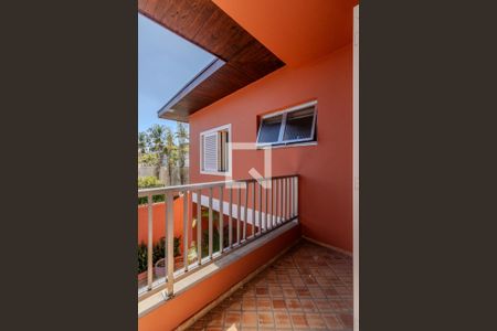 Casa à venda com 600m², 4 quartos e 4 vagas Casa à venda com 600m², 4 quartos e 4 vagasÁrea Externa