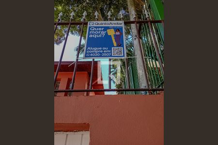 Casa à venda com 600m², 4 quartos e 4 vagas Casa à venda com 600m², 4 quartos e 4 vagasPlaca