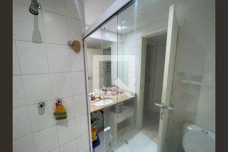 Apartamento à venda com 92m², 2 quartos e 1 vaga Apartamento à venda com 92m², 2 quartos e 1 vagaBanheiro 2