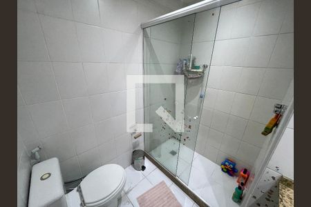 Apartamento à venda com 92m², 2 quartos e 1 vaga Apartamento à venda com 92m², 2 quartos e 1 vagaBanheiro 2