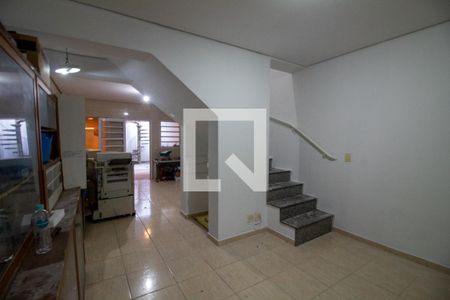 Sala de casa para alugar com 2 quartos, 140m² em Santo Amaro, São Paulo