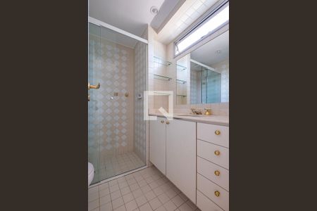 Suíte - Banheiro de apartamento para alugar com 2 quartos, 87m² em Vila Madalena, São Paulo