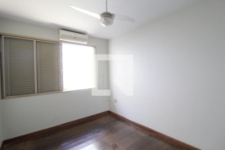 Casa para alugar com 216m², 3 quartos e 4 vagasSuite 2