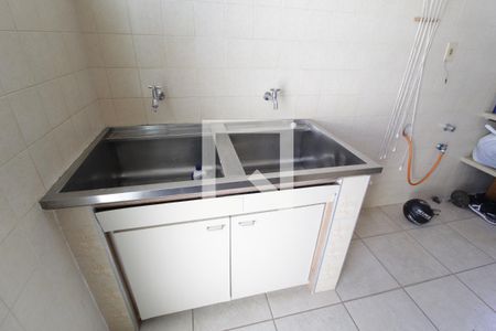 Casa para alugar com 216m², 3 quartos e 4 vagasÁrea de Serviço