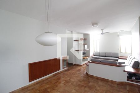 Sala de TV de casa para alugar com 3 quartos, 216m² em Vigilato Pereira, Uberlândia