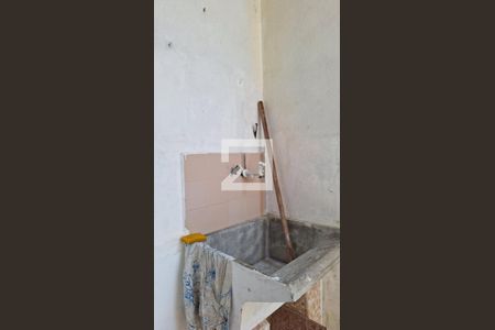 Casa para alugar com 70m², 2 quartos e 1 vagaÁrea de serviço