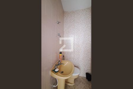 Casa para alugar com 70m², 2 quartos e 1 vagaLavabo