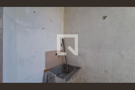Casa para alugar com 70m², 2 quartos e 1 vagaÁrea de serviço