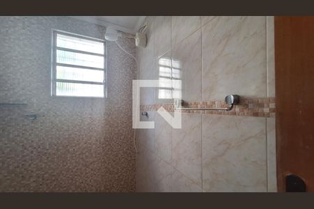 Casa para alugar com 70m², 2 quartos e 1 vagaBanheiro