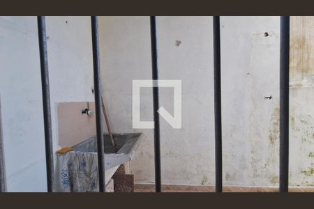 Casa para alugar com 70m², 2 quartos e 1 vagaÁrea de serviço