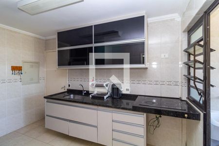 Apartamento à venda com 93m², 3 quartos e 2 vagasCozinha