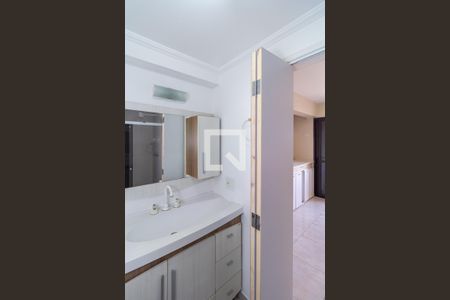 Apartamento à venda com 93m², 3 quartos e 2 vagasBanheiro da Suíte