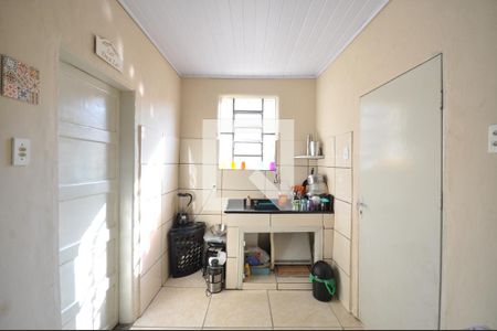 Cozinha de casa para alugar com 1 quarto, 36m² em Vila Leonor, São Paulo