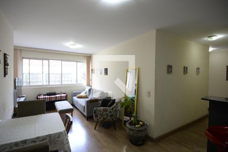 Apartamento à venda com 73m², 2 quartos e 3 vagasSala