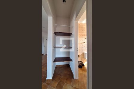 Prateleira  de apartamento para alugar com 1 quarto, 40m² em Caiçara, Praia Grande