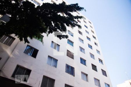 Apartamento para alugar com 38m², 1 quarto e sem vaga