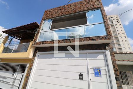 Casa para alugar com 300m², 3 quartos e 3 vagasFachada