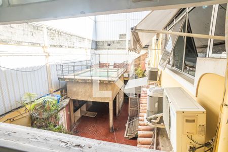 Sala vista da janela de apartamento à venda com 2 quartos, 83m² em Botafogo, Rio de Janeiro