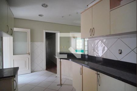 Casa à venda com 324m², 4 quartos e 5 vagasCozinha