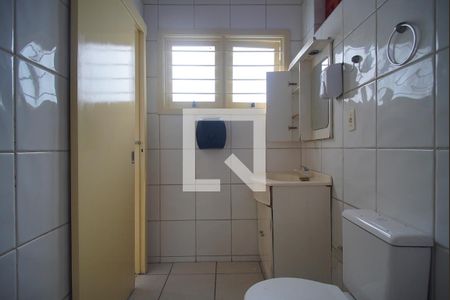 Casa à venda com 324m², 4 quartos e 5 vagasBanheiro Área gourmet