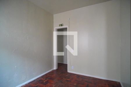 Casa à venda com 324m², 4 quartos e 5 vagasQuarto 2