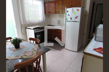 Casa para alugar com 85m², 2 quartos e 3 vagasCozinha