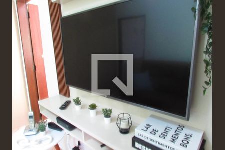 Casa para alugar com 85m², 2 quartos e 3 vagasSala